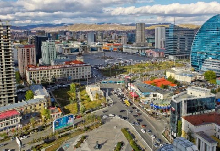 Улаанбаатарт 25 хэм дулаан, үүлшинэ