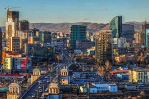 Улаанбаатарт 22 хэм дулаан байна