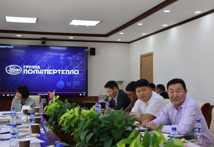БАРИЛГЫН ХӨГЖЛИЙН ТӨВӨӨС МЭДЭЭЛЖ БАЙНА