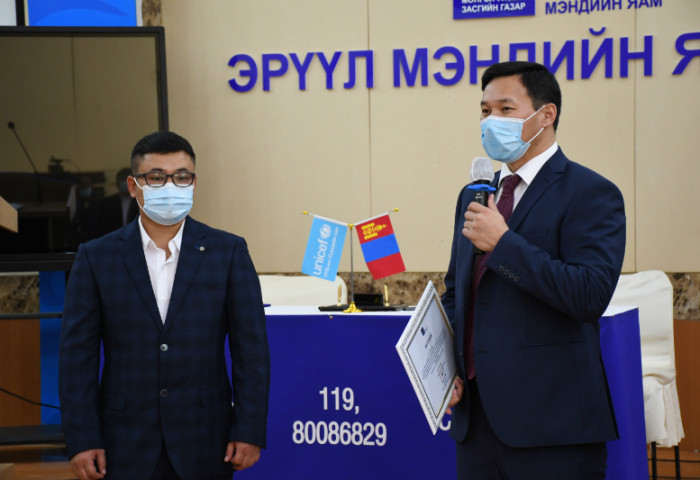 Т.МӨНХСАЙХАН: Орон нутагт ажиллах хүсэлт гаргасан эмч, мэргэжилтнүүдэд төрөөс дэмжлэг үзүүлнэ