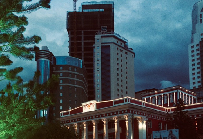 Улаанбаатарт бороо орно, 15 хэм дулаан