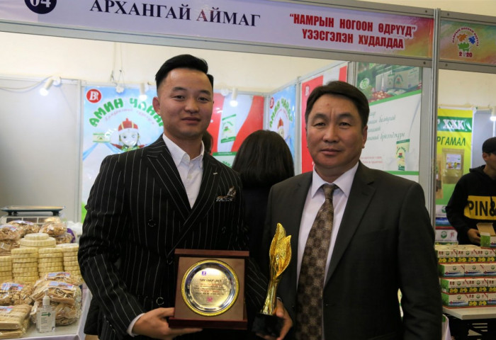 “НАМРЫН НОГООН ӨДРҮҮД -2020” ҮЗЭСГЭЛЭН ХУДАЛДААНЫ ШИЛДГҮҮД ТОДОРЛОО