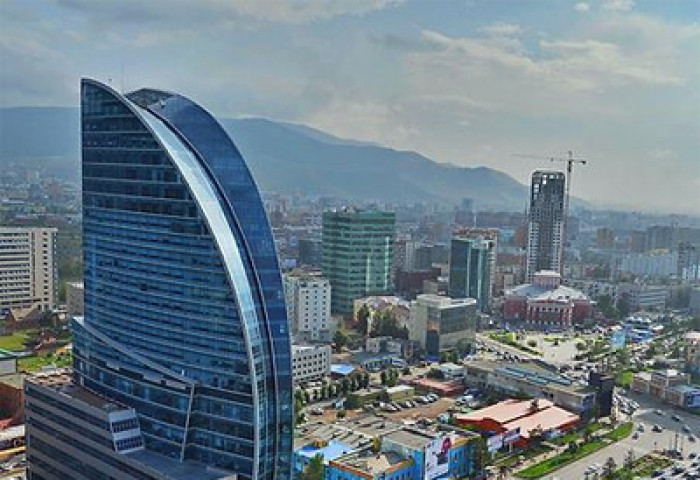 УЛААНБААТАР ХОТ ӨДӨРТӨӨ 9-11 ГРАДУС ДУЛААН БАЙНА​