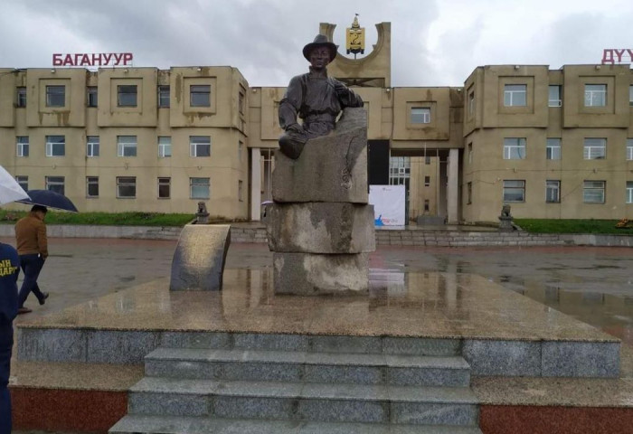 Барилга байгууламжийн их засвар, шинэчлэлтийн ажлыг байнгын ашиглалтад оруулах комисс Багануур дүүрэгт ажиллалаа