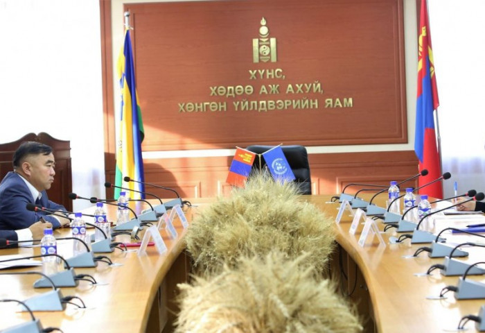 СУУРИН ТӨЛӨӨЛӨГЧ ИЛЕЙН КОНКИЕВИЧИЙГ ХҮЛЭЭН АВЧ УУЛЗЛАА