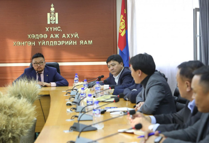 Махны экспортыг нэмэгдүүлэх чиглэлээр санал солилцов