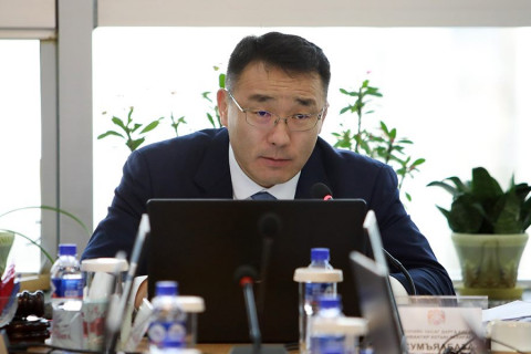 Т.Гантөмөр: Халтиргаа, гулгаа үүсэхээс сэргийлэх зорилгоор 3227 тонн давс, 4175 тонн бодис нөөцөлсөн