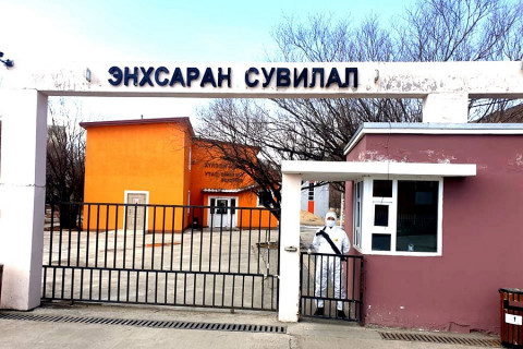 Б.Ууганбаяр: Энхсаран сувиллаас 81 иргэнийг нүүлгэн шилжүүллээ