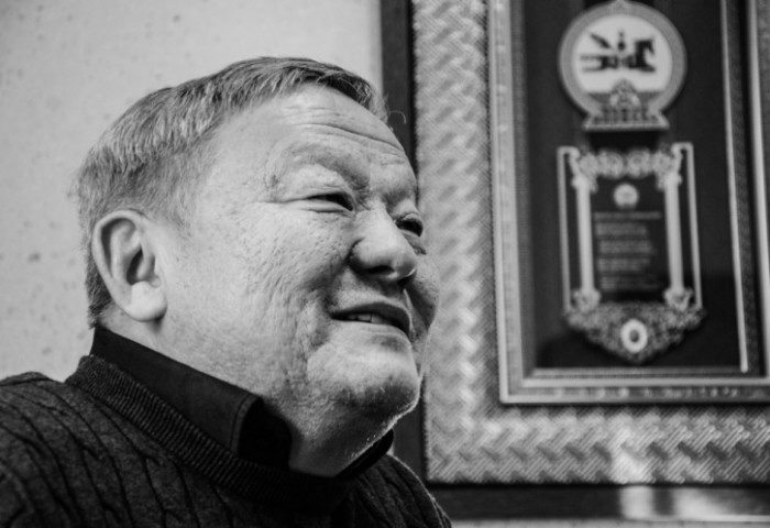Баабар: Монголчууд нийтээрээ амиа егүүтгээд дуусч байгаа юм байна л даа!