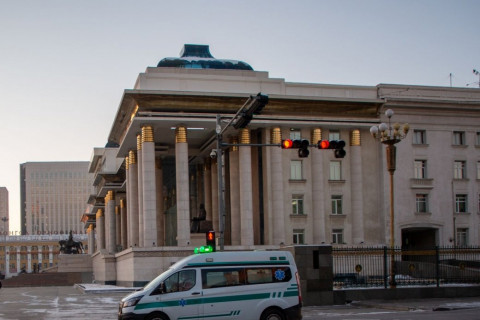 Коронавирусийн улмаас Төрийн ордонд хөл хорио тогтоолоо