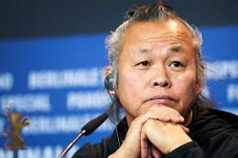 Өмнөд Солонгосын нэртэй кино найруулагч 