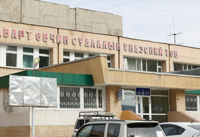 ХӨСҮТ дээр жирэмсэн 25 настай эмэгтэй маш хүнд байна