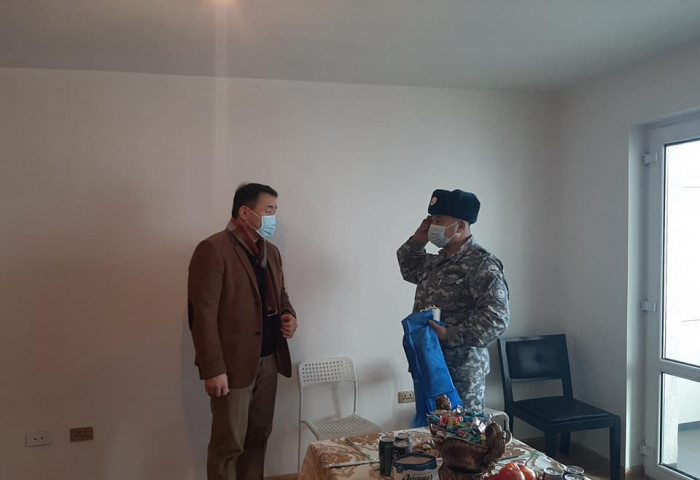 Хотын дарга аврагч Б.Үнэнмөнхөд шинэ байрны түлхүүр гардууллаа