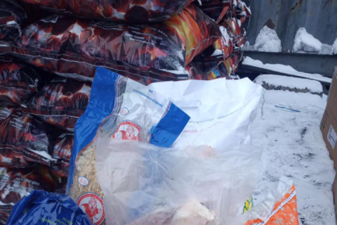 Нийслэлийн 6 дүүргийн 70 өрхөд хүнс, сайжруулсан түлш, нэг өрхөд өргөө цагаан гэр өгч тусламж үзүүллээ