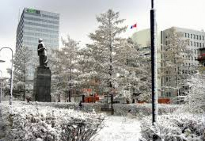 Улаанбаатарт 20 хэмийн хүйтэн байна