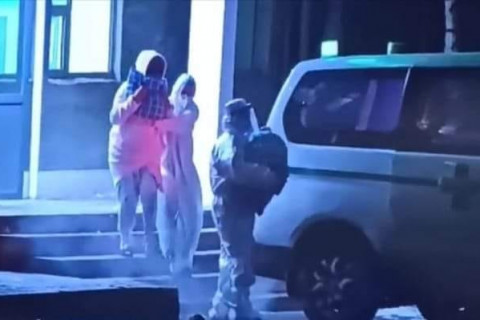 Амаржсан эмэгтэйг нөхөртэй нь хамт тусгаарлажээ