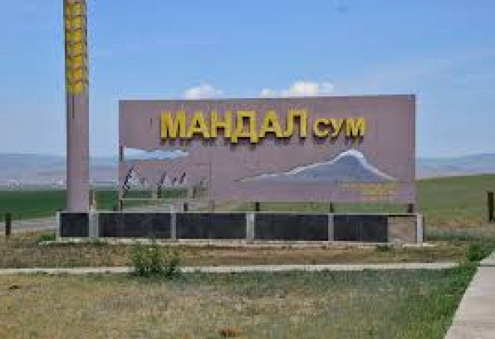 Сэлэнгийн Мандал сумын 3 багш сурагч охидыг хүчирхийлжээ