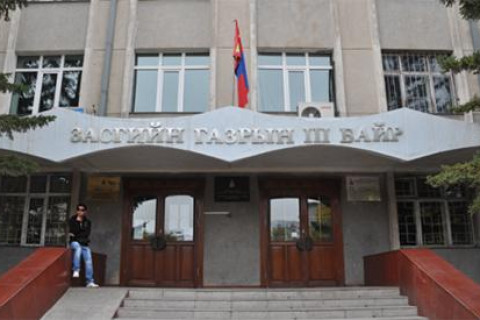 Хувьсах зардлаас хасагдах өндөр төлбөртэй 8 сургууль