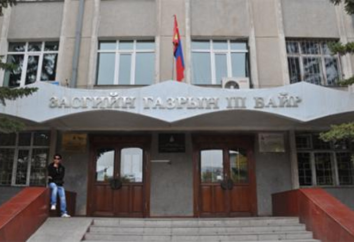 Хувьсах зардлаас хасагдах өндөр төлбөртэй 8 сургууль