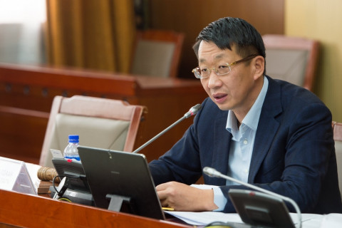 Л.Энх-Амгалан: БШУЯ-ны 2021 онд зарлагдсан тендерүүдийг Төрийн худалдан авах ажиллагааны газарт шилжүүллээ