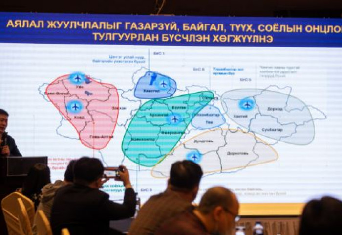 Ерөнхий сайд Л.Оюун-Эрдэнэ аялал жуулчлалын салбарынхантай уулзаж байна