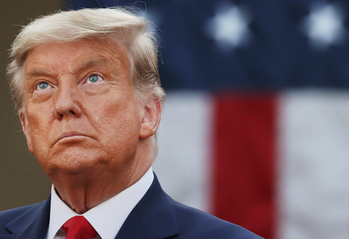 Дональд Трамп 78 настайдаа Ерөнхийлөгчийн сонгуульд дахин өрсөлдөхөө зарлалаа