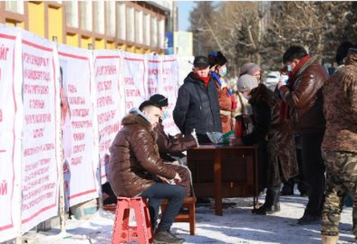 Г.Буяндорж, Т.Ариунаа нарын суулт үргэлжилсээр байна