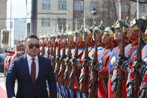 Цэрэг эрсийн АЛТАН АМИНЫ төлөө Зэвсэгт хүчний ЕРӨНХИЙ КОМАНДЛАГЧ Х.БАТТУЛГА та хариуцлага хүлээх ёстой