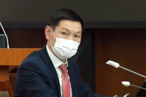 Л.Баттөр: Энэ удаагийн хөл хориогоор тохиолдлын тоо буурахгүй, нас баралт нэмэгдвэл ДАРААГИЙН АРГА ХЭМЖЭЭГ авна