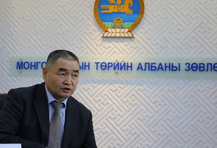 Д.Зүмбэрэллхам: Төрийн алба цэгцрээгүй цагт мянган уул уурхай байгаад ч улс хөгжихгүй