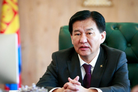 Ц.Даваасүрэн: Оюутолгойн гэрээг хийсэн хүмүүс Монголд амьдрахад ч хүнд болно