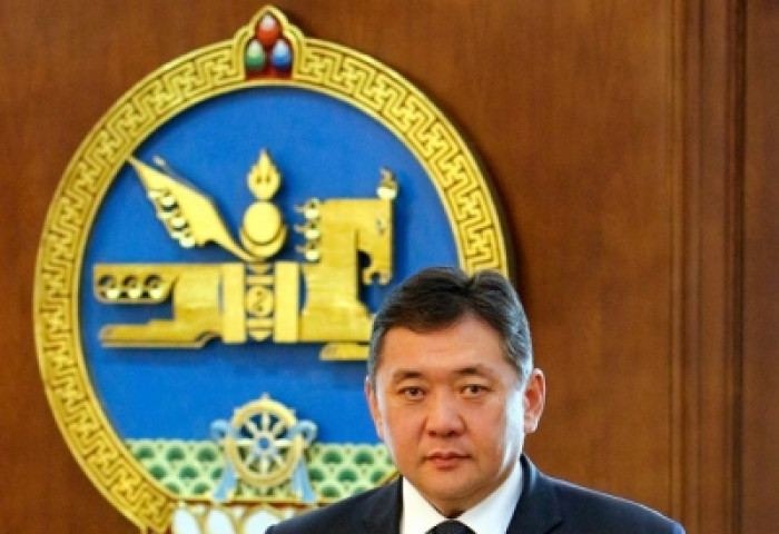 “ДҮНЖИНГАРАВ”-ЫН ҮЕЭР М.ЭНХБОЛД ХААНА БАЙСАН НЬ ҮНДЭСНИЙ АЮУЛГҮЙ БАЙДАЛТАЙ ХОЛБООТОЙ