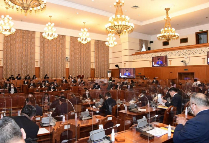 10 мянган хүнд PCR шинжилгээ хийхэд тэрбум төгрөг зарцуулж байна гэв