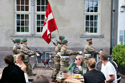 Дани улс Европын Холбооны хамтын батлан хамгаалах гэрээнд нэгдэх түүхэн сонголт хийлээ