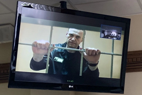 Шоронд хоригдож байгаа Алексей Навальныйг хаашаа шилжүүлсэн нь мэдэгдэхгүй байна
