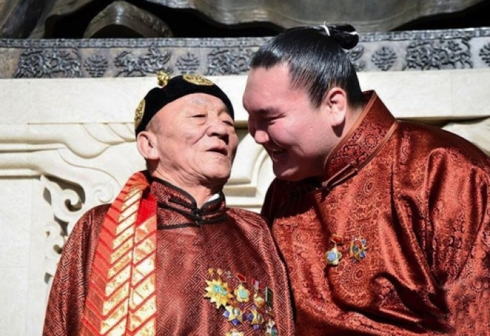    Хакүхо  М.Даваажаргал өнөөдөр эх орондоо ирнэ 