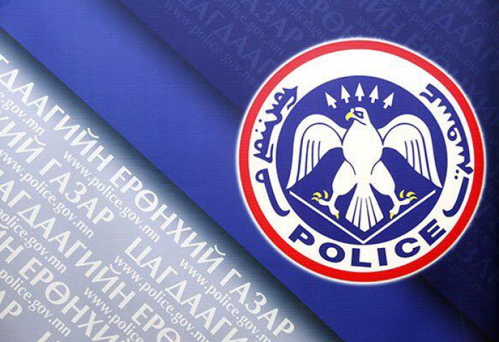 ДУНДГОВЬ АЙМАГ ДАХЬ ЦАГДААГИЙН ГАЗРЫН ДАРГЫГ АЖЛААС НЬ ЧӨЛӨӨЛЖЭЭ