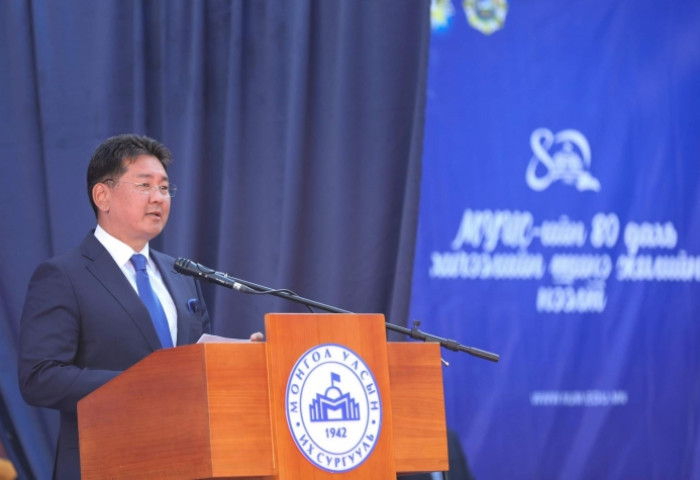 Ерөнхийлөгч У.Хүрэлсүх Монгол Улсын их сургуулийн хичээлийн шинэ жилийн нээлтэд оролцов