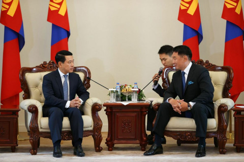 Лаосын ерөнхийлөгч Тонглун Сисулитийг Монгол Улсад айлчлахыг урилаа