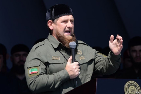 Украин дахь Оросын армийн ухралтыг Чечений Кадыров хурцаар шүүмжлэв