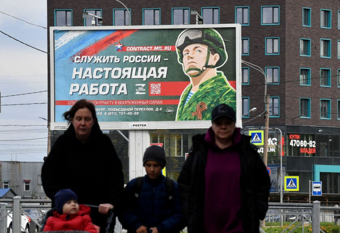 ОХУ-аас гарах иргэдийн шилжилт хөдөлгөөн нэмэгдсэнийг Кремль үгүйсгэв
