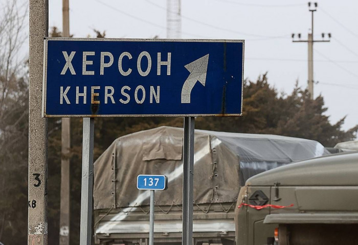 Оросын тал Украины Херсон мужаас иргэдийг нүүлгэн шилжүүлж эхэлжээ