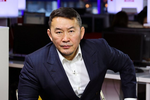 Монгол Улсын Ерөнхийлөгч Х.Баттулга нэр бүхий хүмүүст Бөхийн холбоонд үүссэн зөрчил, тэмцлийг таслан зогсоох тухай албан бичиг хүргүүлэв 