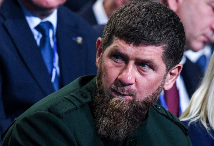 Чеченийн Кадыровын “сулхан суниалт” хүмүүсийг гайхшируулав