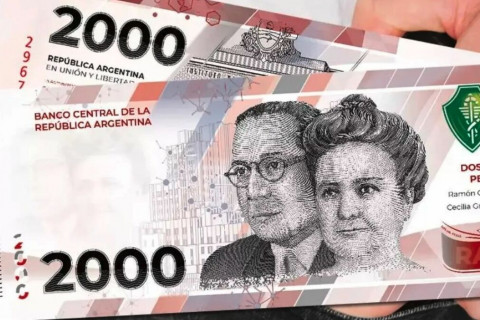109 хувийн инфляцтай Аргентин улс хамгийн том мөнгөн дэвсгэртээ гүйлгээнд гаргажээ