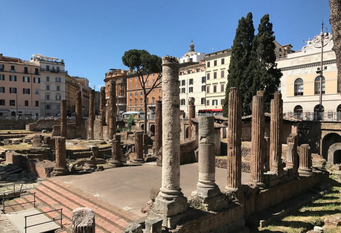 Ром хотын эрх баригчид Юлий Цезарийн алагдсан газрыг өнөөдрөөс эхлэн олон нийтэд нээж байна