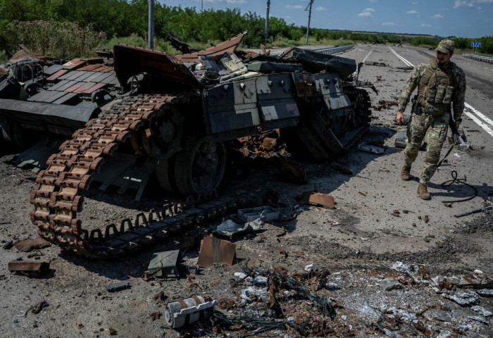 Украины арми Запорожийн фронтын чиглэлд давшиж, чухал суурин газрыг чөлөөлснөө зарлав