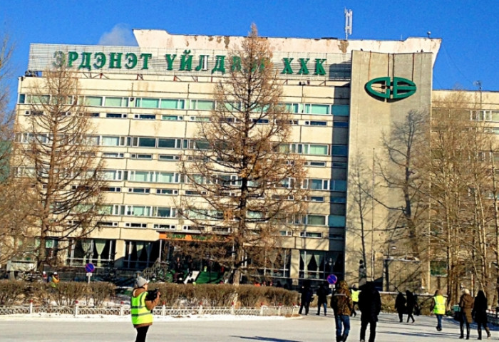 Ялахаа мэдсэн намд “цаг хугацааны хайч байдаггүй