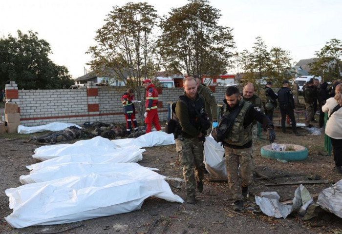 Оросын пуужингийн цохилтын улмаас Украины нэг тосгонд 51 хүн амь үрэгдэв