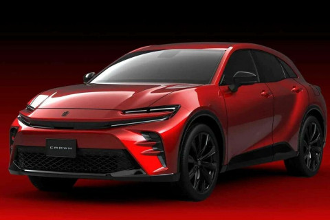Тоёота компани Crown брэндийн шинэ SUV загвараа Японы зах зээлд танилцууллаа